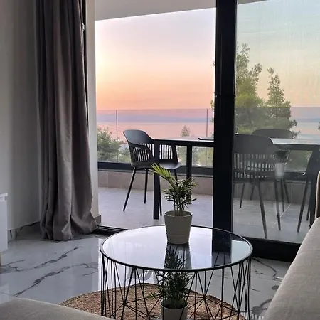 Apartment Pine *