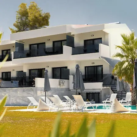 Apartman Pine Políhrono