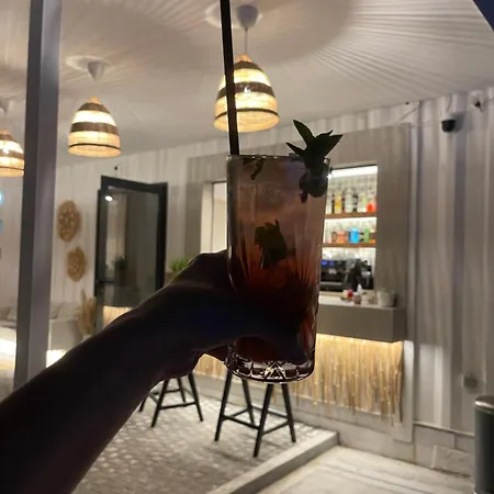 Pine Apartman Políhrono